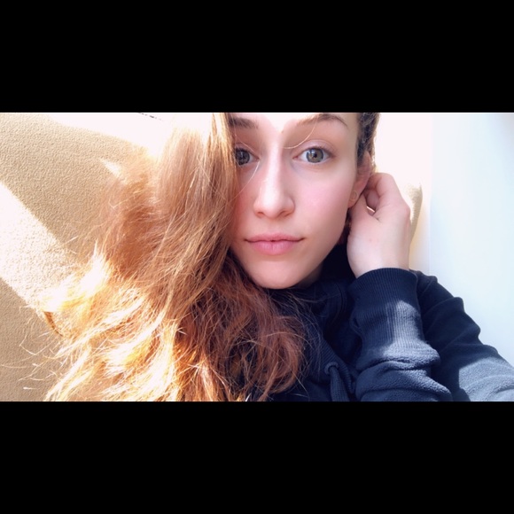 Meet your Posher, Randi - Picture 1 of 1